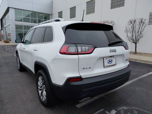 Used 2019 Jeep Cherokee Latitude Plus w/ Comfort/Convenience Group image 6