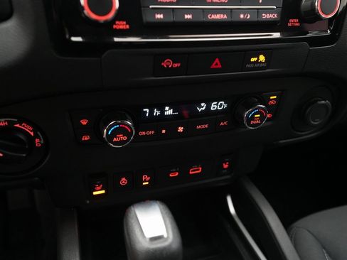 Certified 2023 Nissan Frontier SV w/ SV Convenience Package image 20