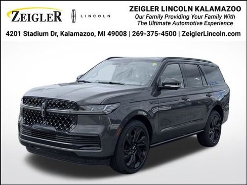 New 2026 Lincoln Navigator Black Label AWD/4WD image 1