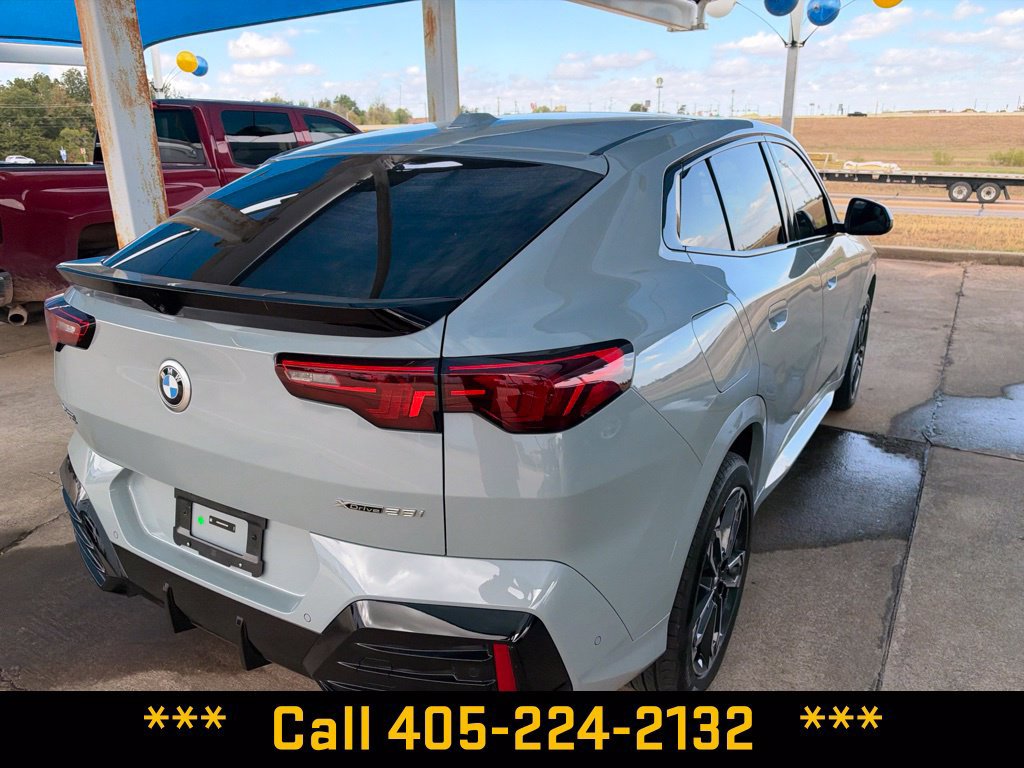 Used 2025 BMW X2 xDrive28i AWD/4WD image 9