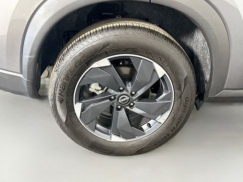 Used 2026 Nissan Rogue SV image 33