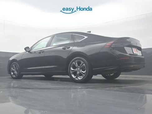 Used 2023 Honda Accord EX image 31