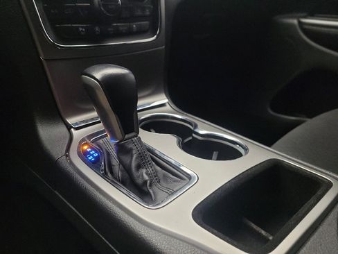 Used 2018 Jeep Grand Cherokee Laredo RWD image 26
