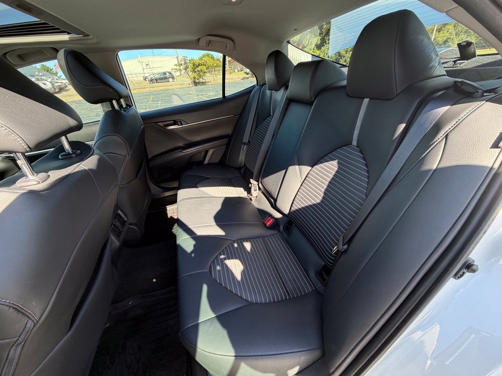 Used 2021 Toyota Camry SE w/ Audio Upgrade Package FWD image 28