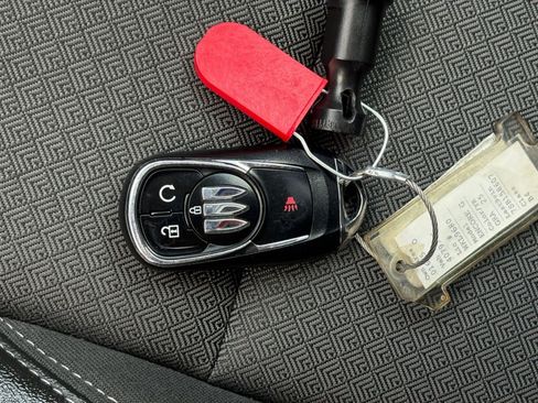 Used 2025 Buick Encore GX Preferred FWD image 22
