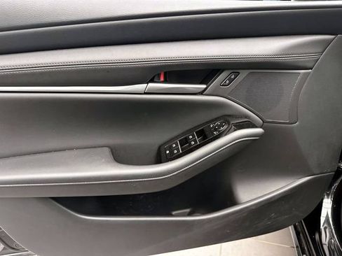 Used 2025 MAZDA MAZDA3 s FWD image 13