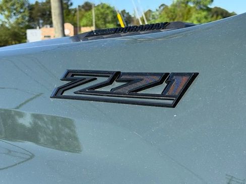 Used 2025 Chevrolet Silverado 2500 LT w/ Trail Boss Package image 8