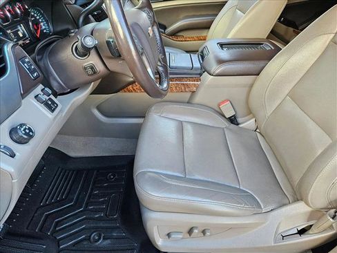 Used 2019 Chevrolet Tahoe Premier image 16