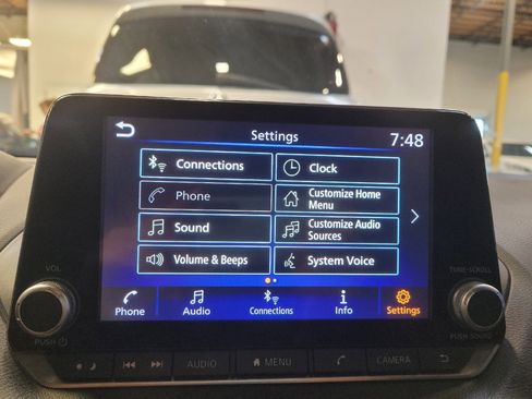 Used 2022 Nissan Sentra SV FWD image 25