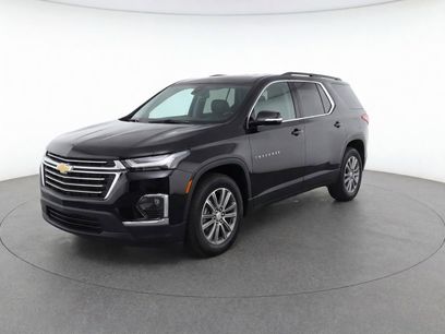 Used 2023 Chevrolet Traverse LT
