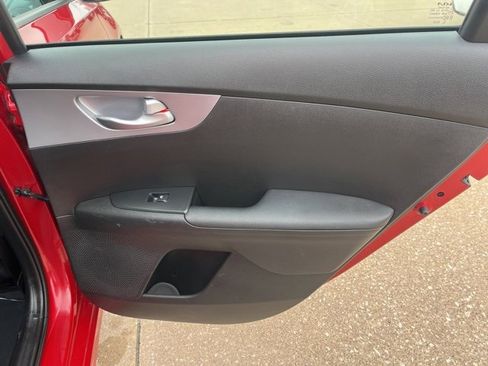 Used 2023 Kia Forte LXS image 42