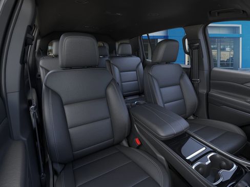 New 2026 Chevrolet Traverse LT w/ Midnight/Sport Edition image 17