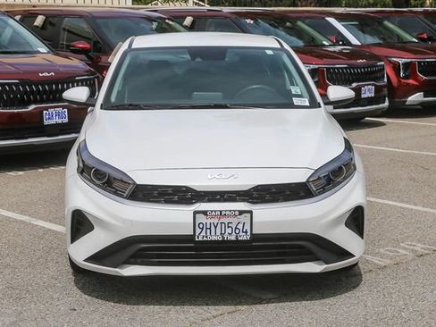 Used 2023 Kia Forte LXS FWD image 3