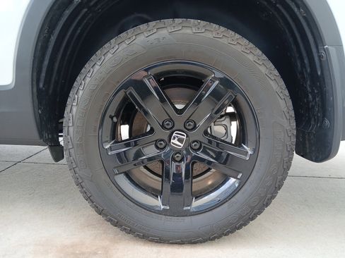 Used 2023 Honda Ridgeline Black Edition image 21