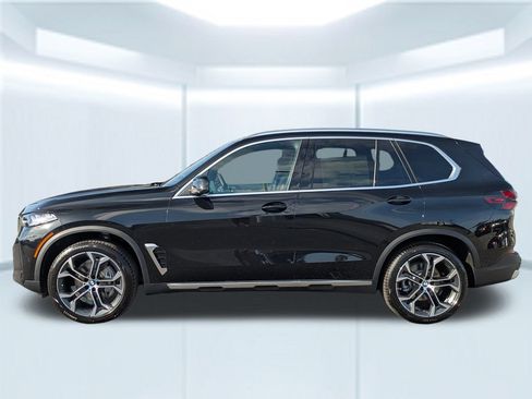 New 2026 BMW X5 sDrive40i RWD image 2
