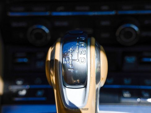 Used 2013 Porsche 911 Carrera 4S image 64