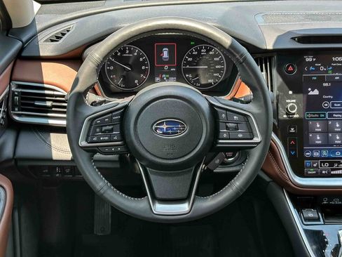 Used 2024 Subaru Outback Touring AWD/4WD image 27