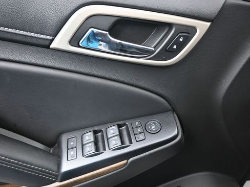 Used 2018 GMC Yukon Denali w/ Denali Ultimate Package image 16