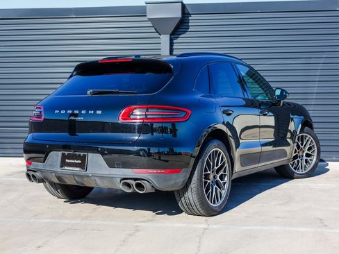 Certified 2018 Porsche Macan Sport Edition image 7
