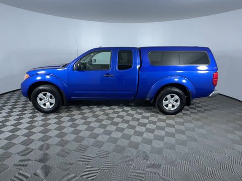 Used 2013 Nissan Frontier SV image 5