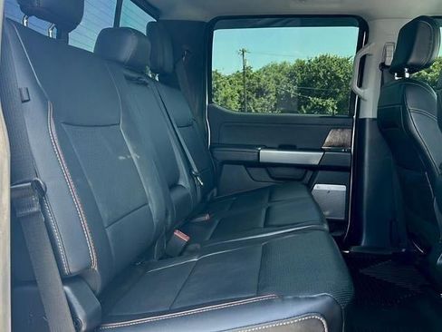 Used 2024 Ford F250 Lariat w/ Tremor Off-Road Package AWD/4WD image 13