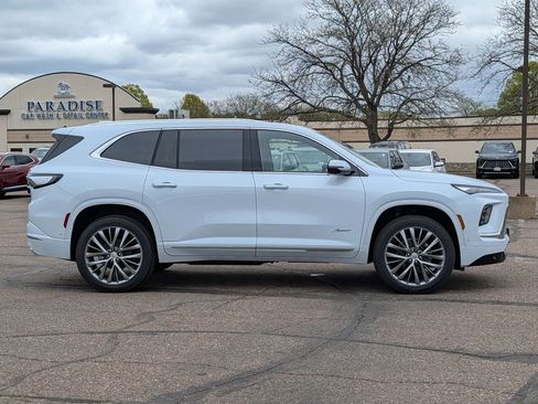 New 2026 Buick Enclave Avenir w/ Super Cruise Package AWD/4WD image 19