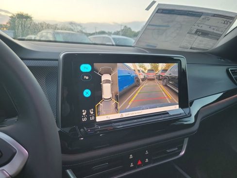 New 2026 Volkswagen Atlas Cross Sport SEL Premium R-Line image 11