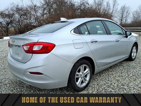 Used 2017 Chevrolet Cruze LT image 9