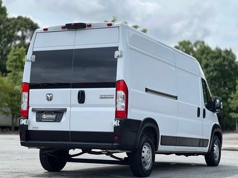 Used 2023 RAM ProMaster 2500 FWD image 5