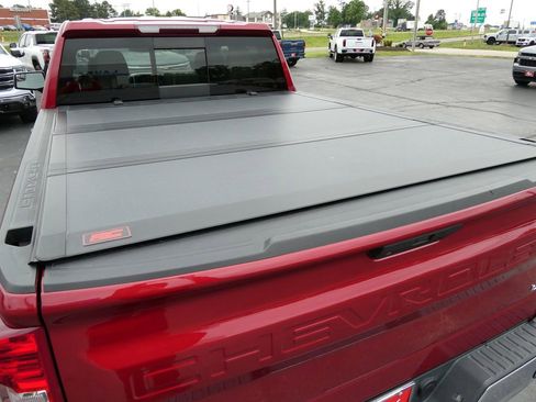 Certified 2019 Chevrolet Silverado 1500 LT w/ All-Star Edition RWD image 17