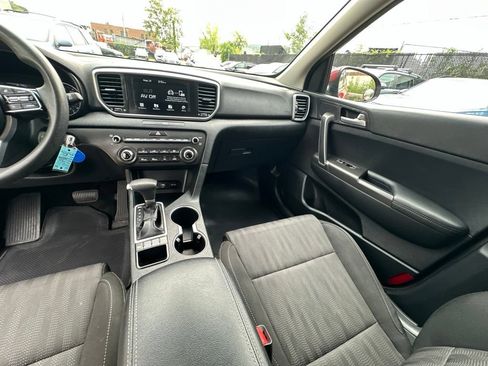 Used 2020 Kia Sportage LX AWD/4WD image 27