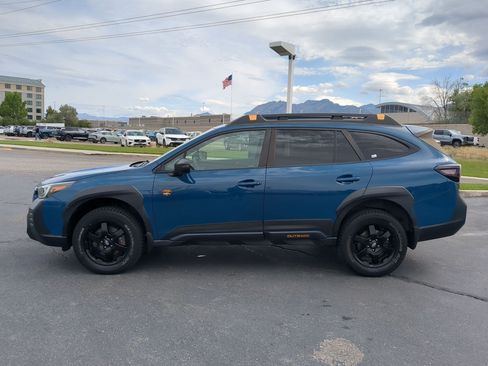 Used 2022 Subaru Outback Wilderness w/ Wilderness Package AWD/4WD image 3