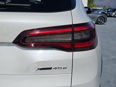 Certified 2023 BMW X5 xDrive45e w/ Parking Assistance Package image 36