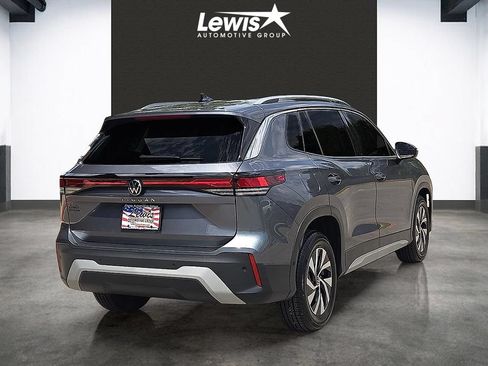 Used 2025 Volkswagen Tiguan S FWD image 4