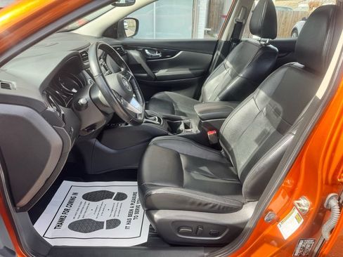 Used 2022 Nissan Rogue Sport SL w/ Premium Package image 15