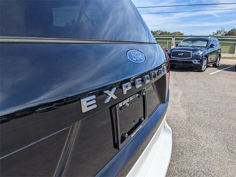 Certified 2025 Ford Expedition Max Active image 12