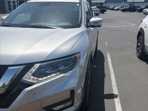Used 2017 Nissan Rogue SL w/ SL HEV Premium Package AWD/4WD image 1