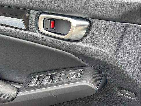 Certified 2022 Honda Civic Touring image 26