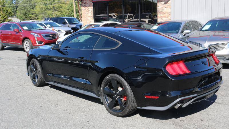 Used 2019 Ford Mustang Coupe RWD image 5