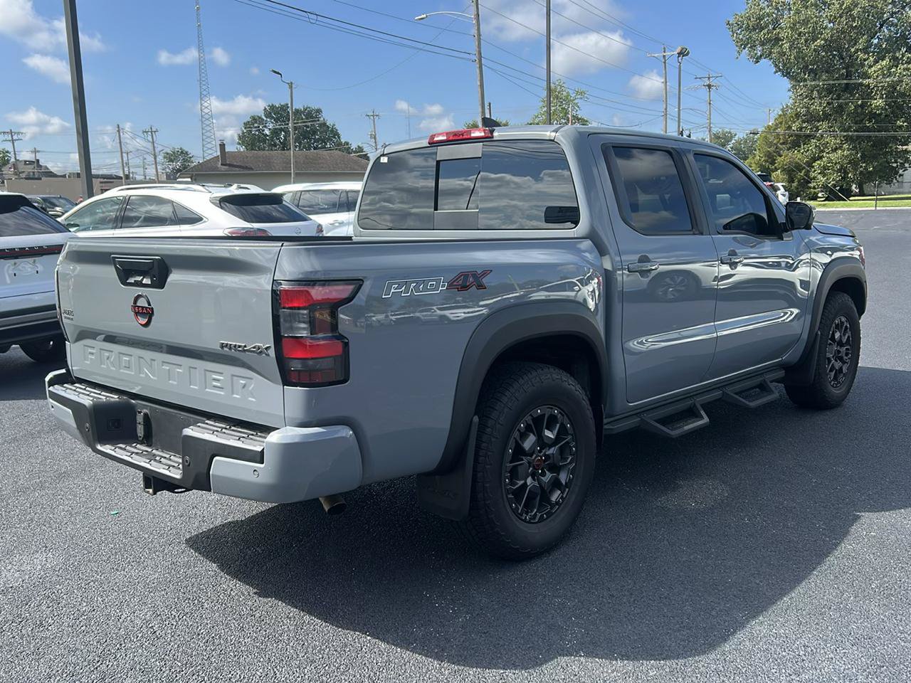 Used 2023 Nissan Frontier PRO-4X w/ Pro-4X Premium Package AWD/4WD image 5