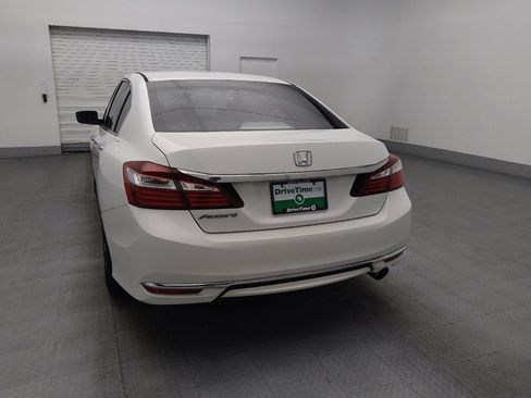 Used 2016 Honda Accord LX image 6
