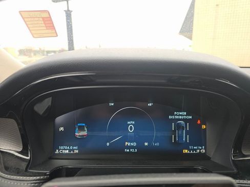 Used 2023 Lincoln Corsair Reserve w/ Equipment Group 202A image 20