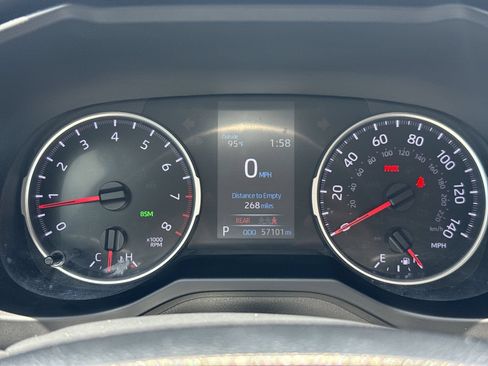 Certified 2021 Toyota RAV4 XLE FWD image 10