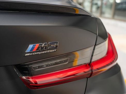 Used 2025 BMW M3 Competition image 9