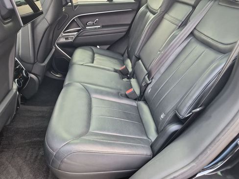 Used 2023 Land Rover Range Rover First Edition AWD/4WD image 20