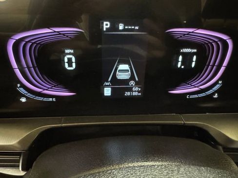 Used 2025 Kia Telluride S FWD image 12