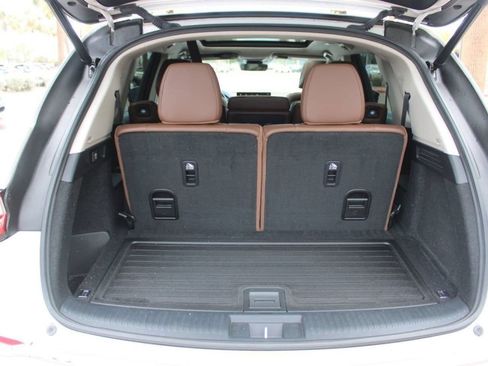 Used 2024 Acura MDX FWD w/ Technology Package image 5