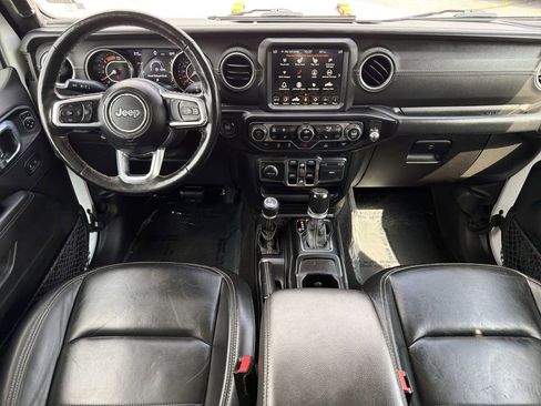 Used 2021 Jeep Gladiator Overland w/ Uconnect 4C Nav & Sound Group AWD/4WD image 2