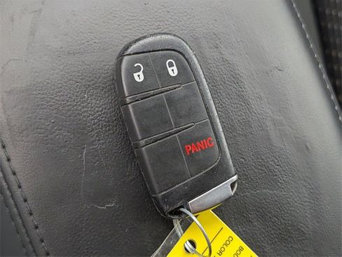 Used 2020 Dodge Journey SE w/ Blacktop Package image 30