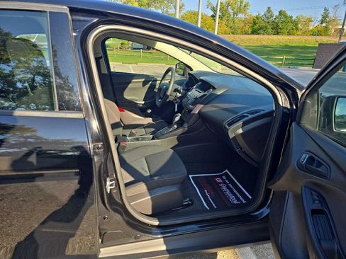 Used 2016 Ford Focus S image 21
